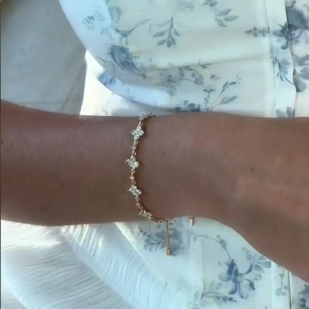 Sparkle Clover Bracelet